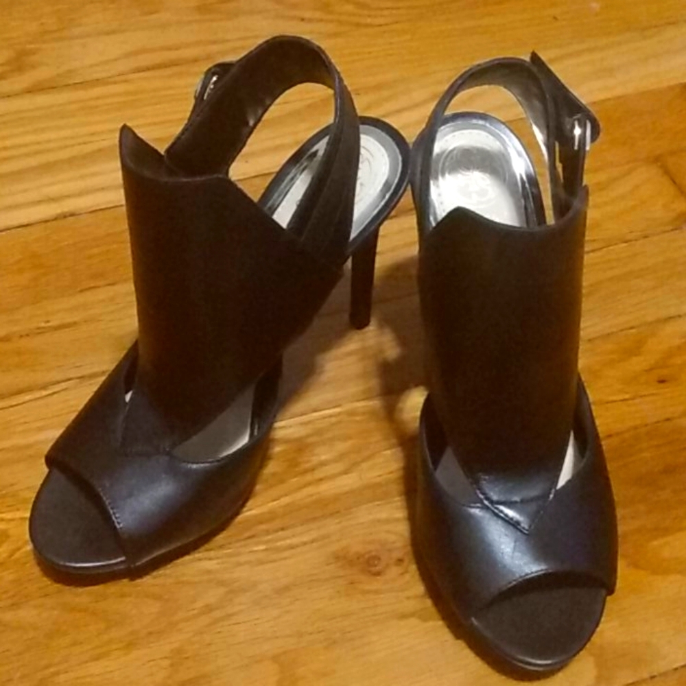 GUESS Heels